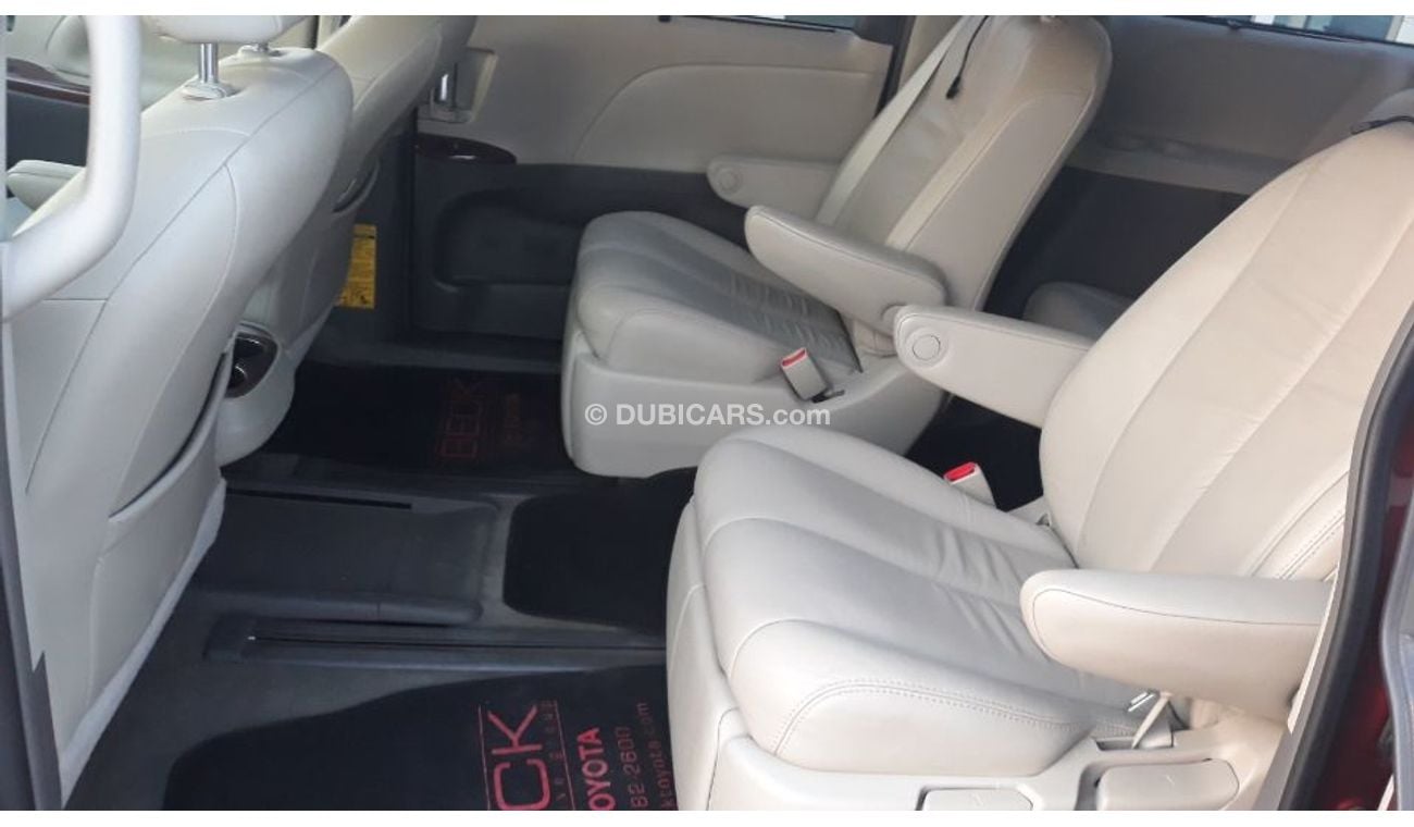 Toyota Sienna 2012 Full options American specs low mileage clean car