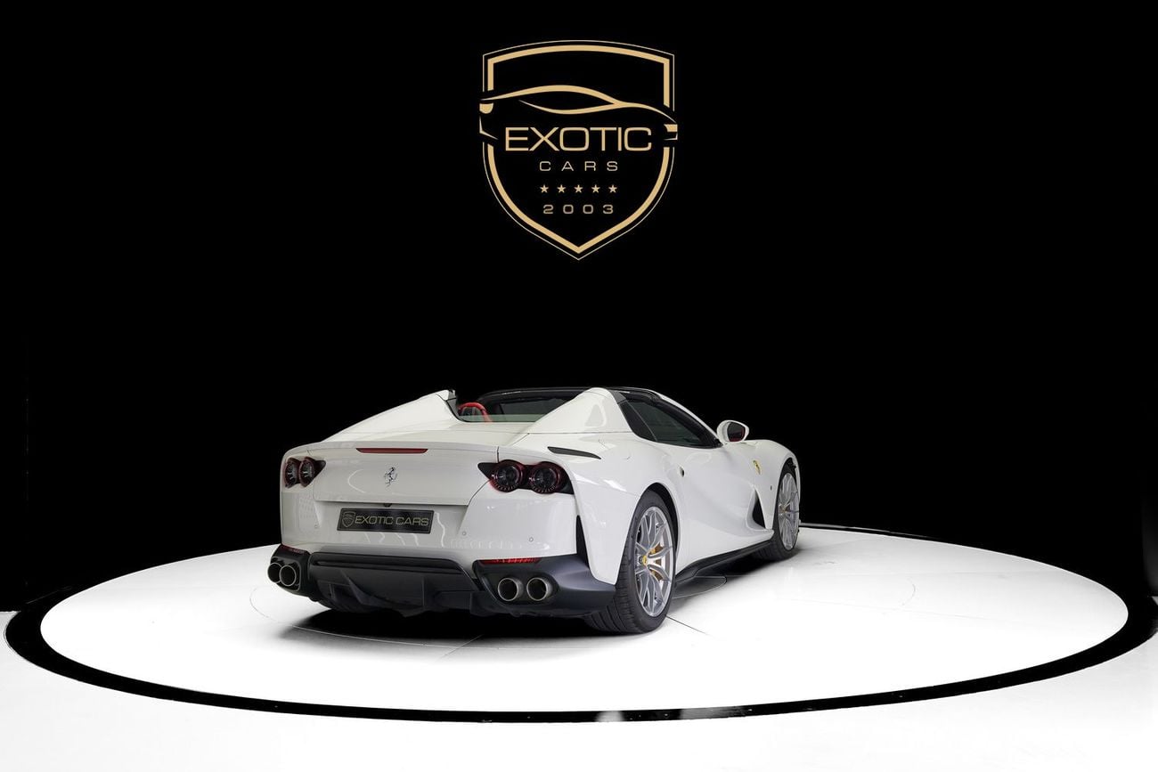 فيراري 812 GTS