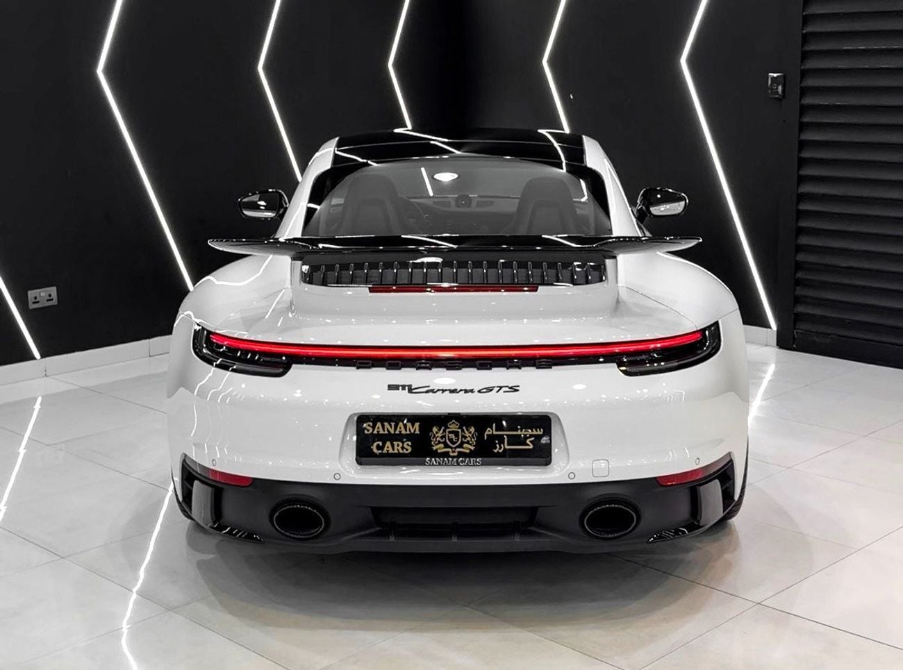 Porsche 911 Carrera GTS 3.0L (450 HP) Coupe BRAND NEW, Exclusive Manufaktur Interior Pack, GCC Specs!!