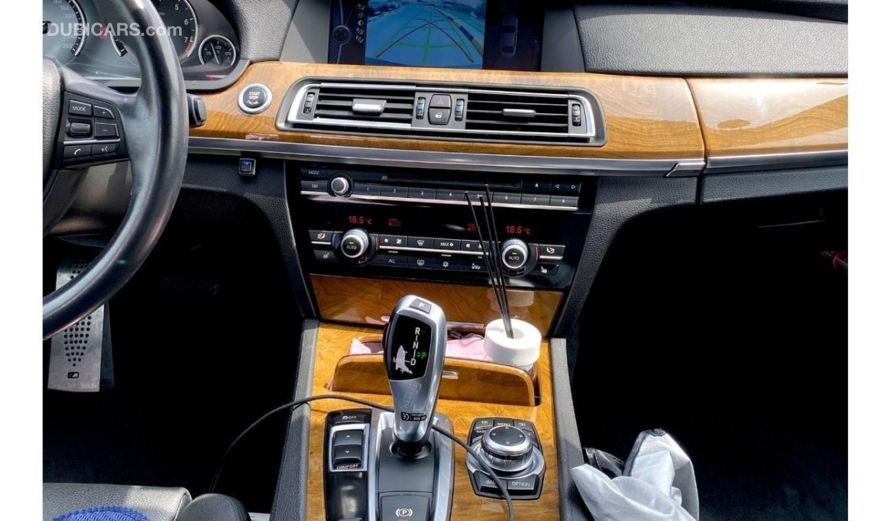 BMW 740Li Li Original M-Kit inside and outside 2010