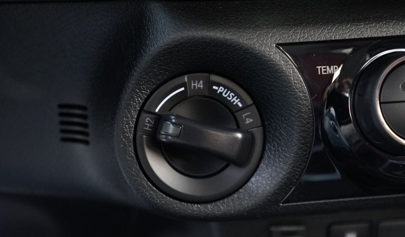 Toyota Hilux DLS 2.7L