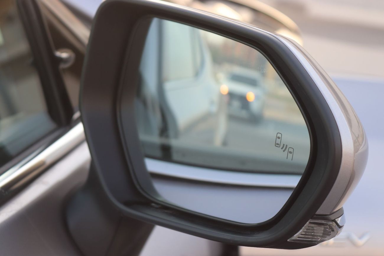 Toyota Camry 2.5 HG Hybrid,Alloy Wheels, Headup display, Electric Seat,Panoramic Roof,Model 2025, China Specs