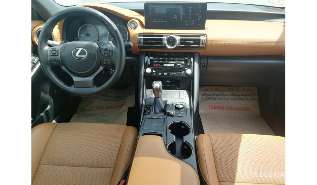 Lexus IS300 COMFORT - V-06 - 3.5 - A.W.D. - EXCELLENT CONDITION - WITH WARRANTY