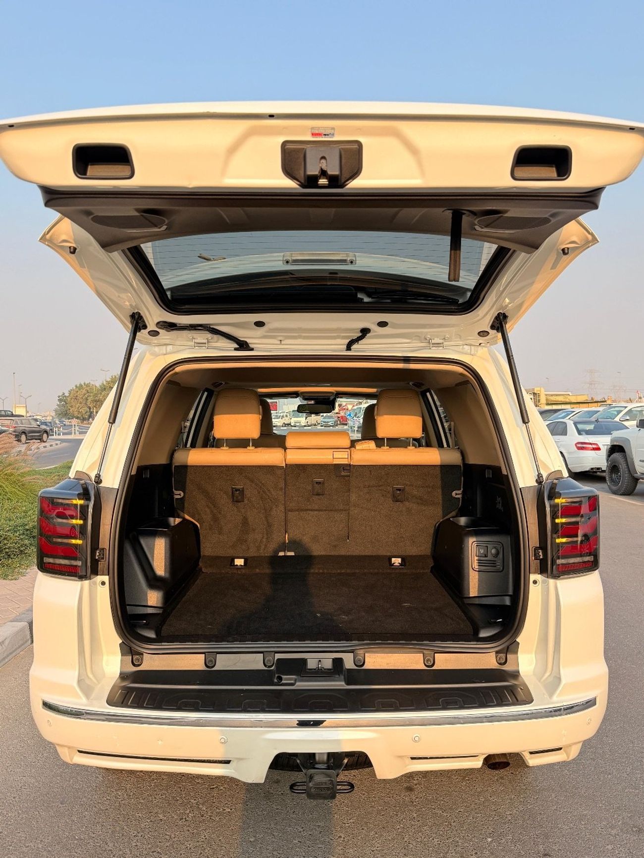 Toyota 4Runner Limited edition 2020 model leather seats, sunroof, seat cooler,heater