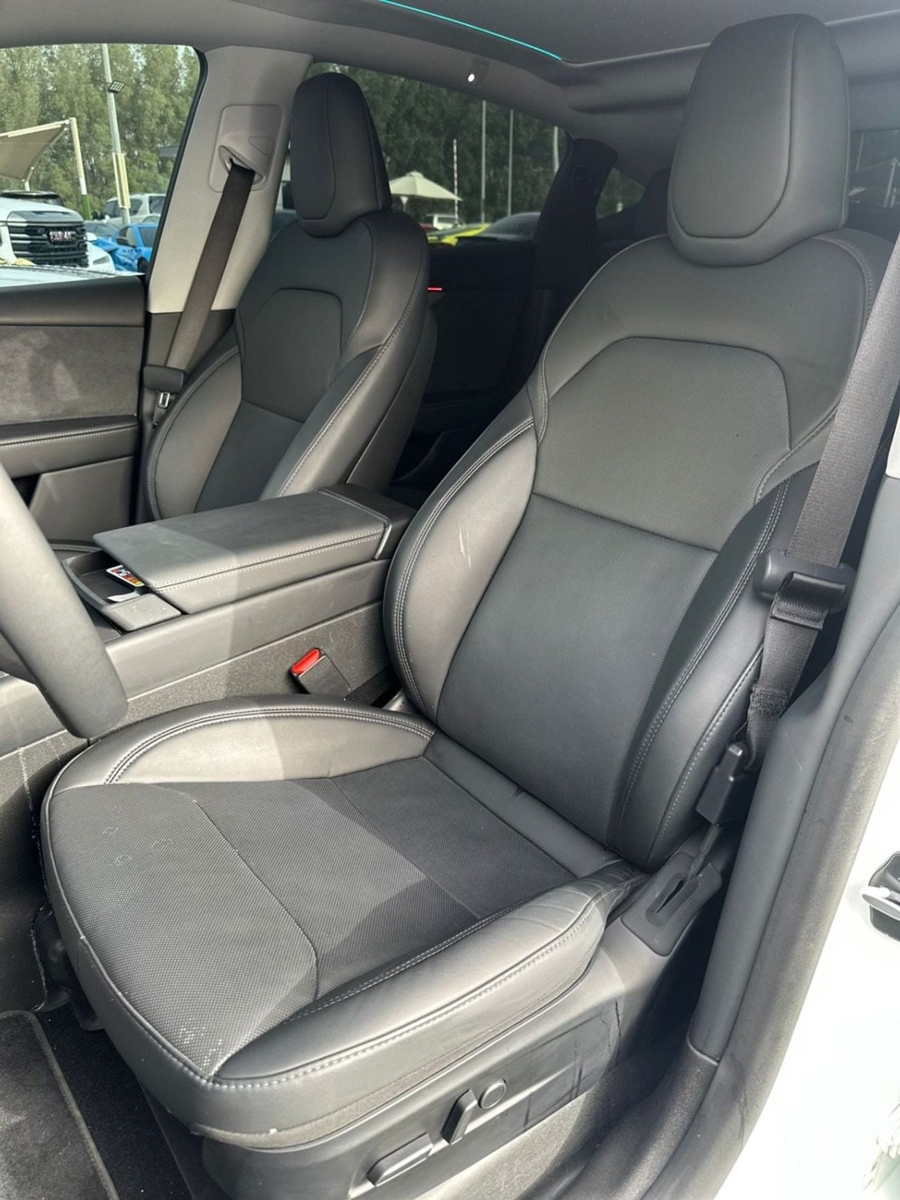 Tesla Model Y LONG RANGE