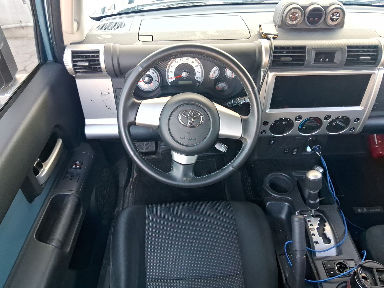 Toyota FJ Cruiser GXR 4.0L A/T GXR 4 | Zero Down Payment | Home Test Drive