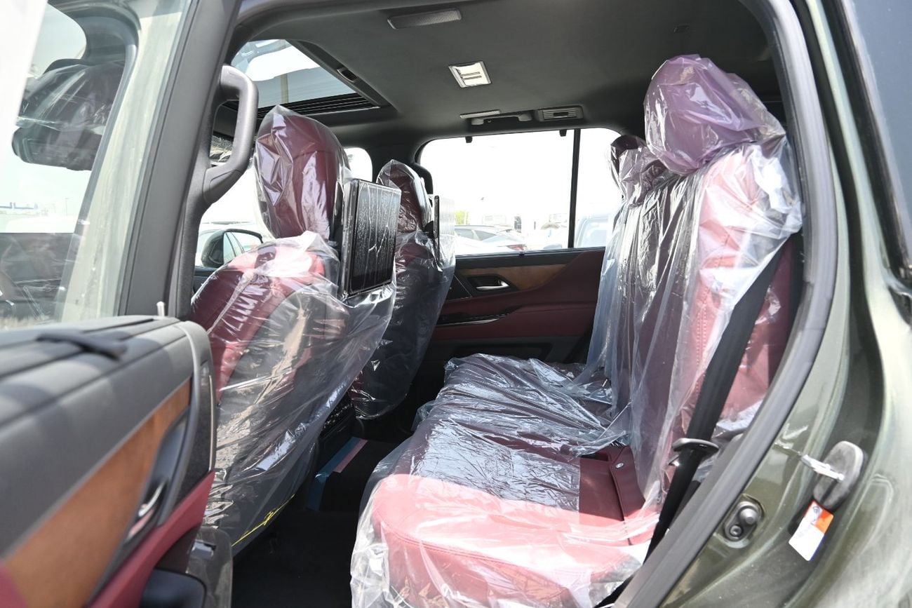 لكزس LX 700h Lexus LX700h Signature 3.5L Twin-Turbo + Hybrid V6, Model 2025, Color Green inside Red