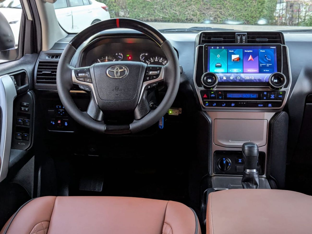 تويوتا برادو Toyota Prado 2018 diesel white LHD 7 seats automatic gear