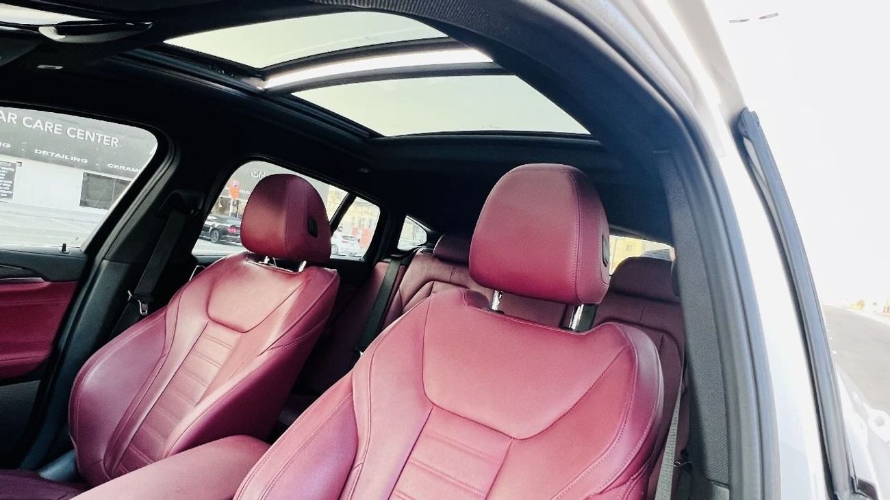 BMW X4M AED 3200 PM | UNDER WARRANTY | FSH |  BMW X4M XDRIVE30i | GCC | 2022 | NO FLOOD