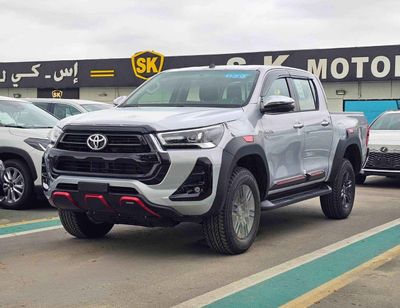 تويوتا هيلوكس SR5 TRD 4.0L PETROL SR5 TRD || 4.0L PETROL V6 4WD | WOOD INTERIOR W VISOR | BLIND SPOT | DIFFLOCK | DVD+CAMERA | READY S