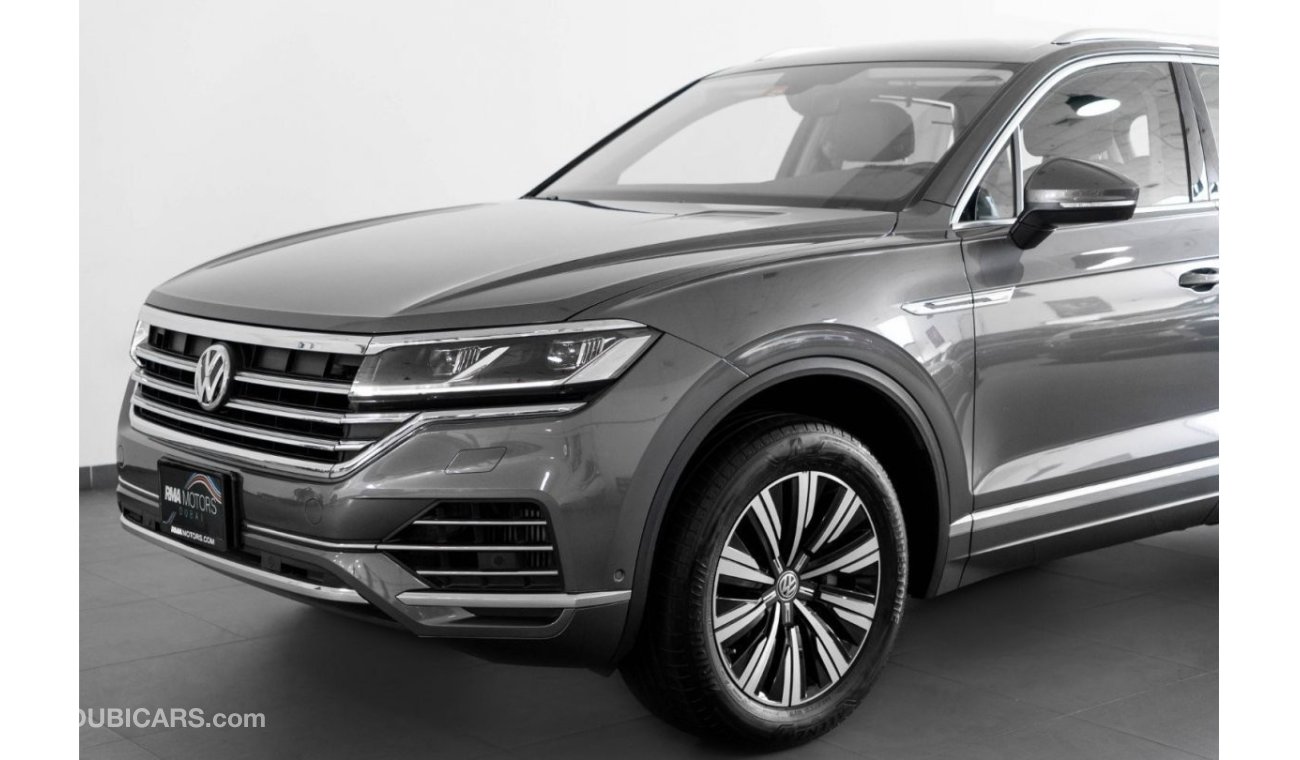 فولكس واجن تيجوان 2020 Volkswagen Touareg Atmosphere / Full Volkswagen Service History