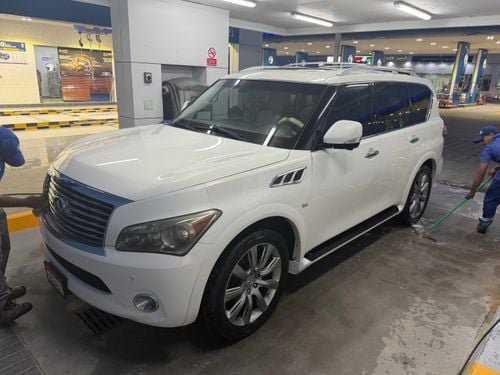 إنفينيتي QX80 LUXURY