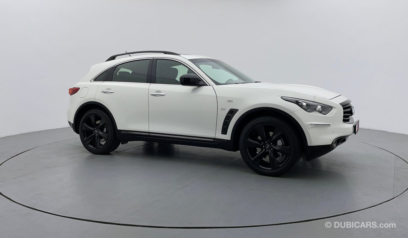 إنفينيتي QX70 S 3700