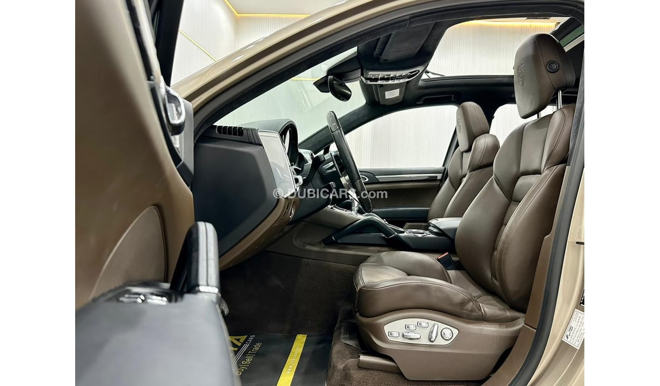 Porsche Cayenne 2016 Porsche Cayenne Turbo S, Warranty, GCC