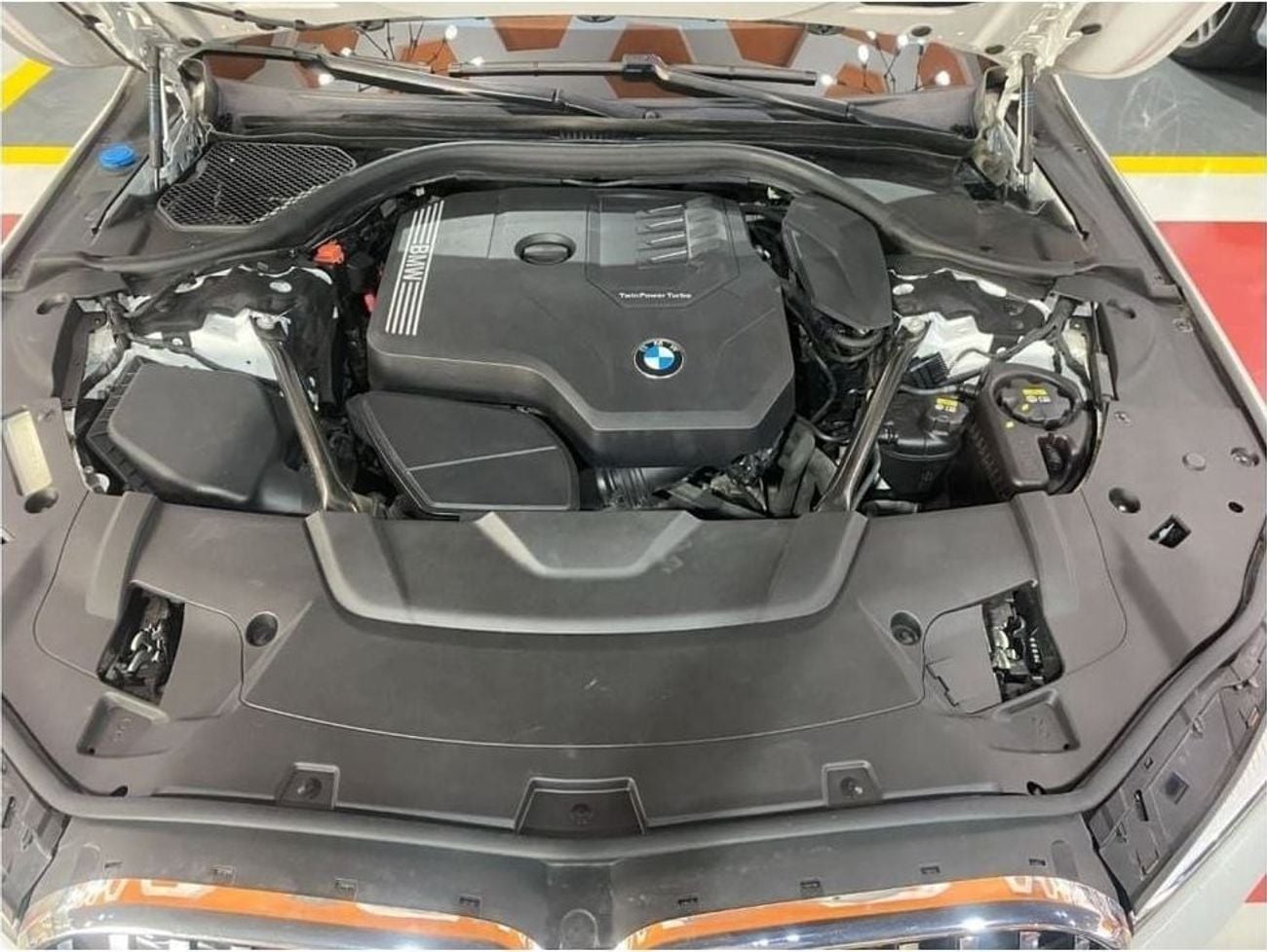 بي أم دبليو 730Li بيور اكسيلنس 3,833 درهم إماراتي @ 0% DP |  بي ام دبليو الفئة السابعة | 730 لي | 2022 | 2.0 لتر | دول