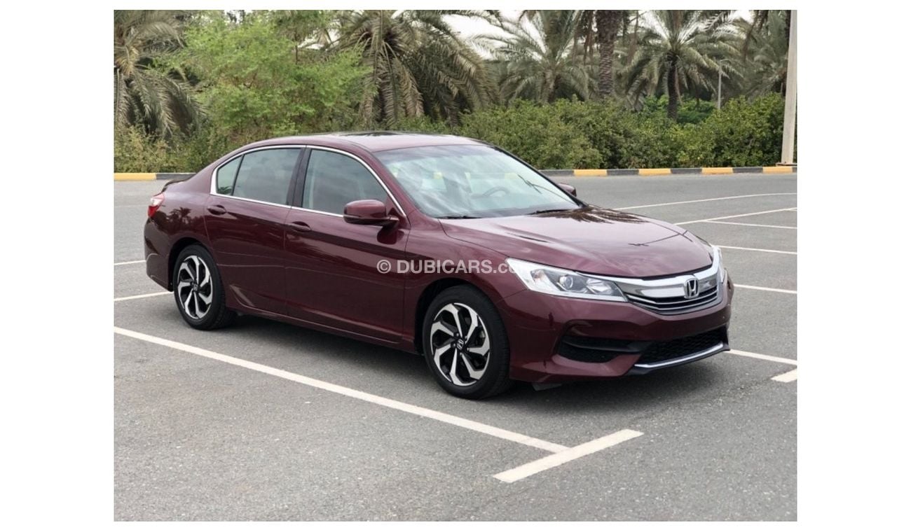 Honda Accord LX Model 2017 GCC CAR PERFECT CONDITION INSIDE AND OUTSIDE FULL OPTION SUN ROOF LEATHER SEATS NAVIGA