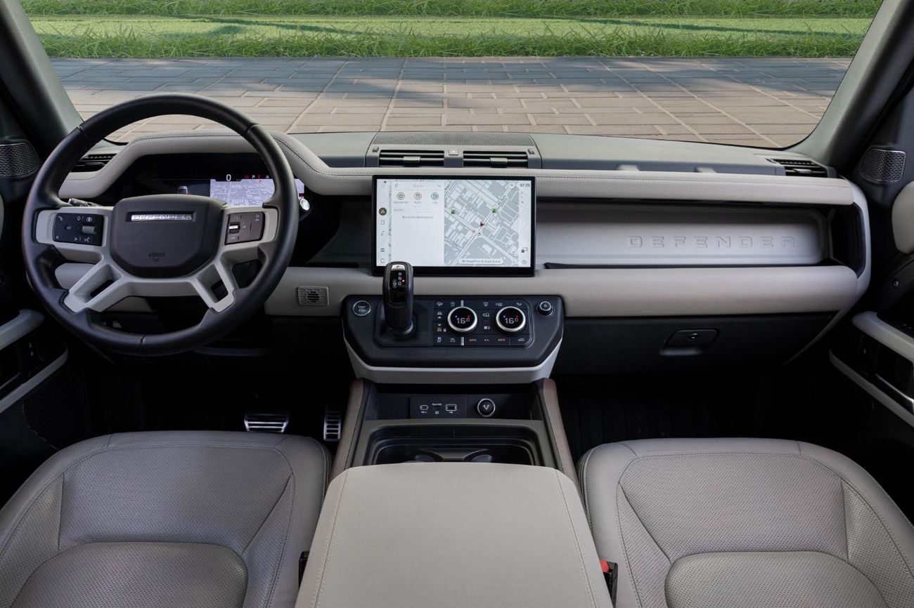 Land Rover Defender 110 P300 | 6,463 P.M | 0% Downpayment | Agency Warranty!