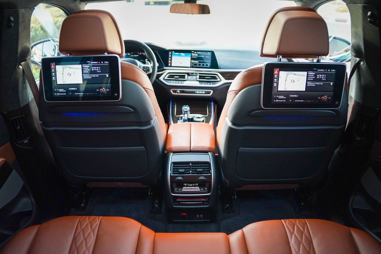 بي أم دبليو X7 M50i 4.4L (530 HP)