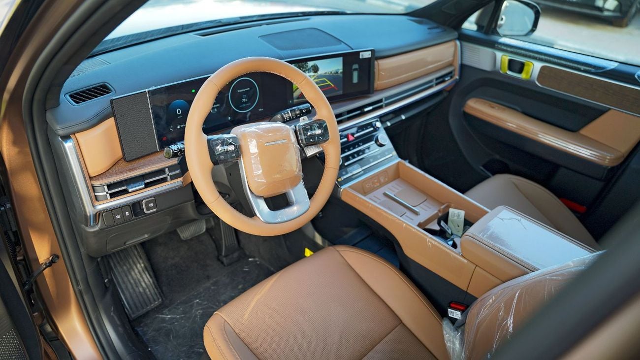 هيونداي سانتا في 2.0T - 5 Seater SUV - 2 Sunroof - Power Seats - 12.3" Screen - 20'' Alloy Wheels