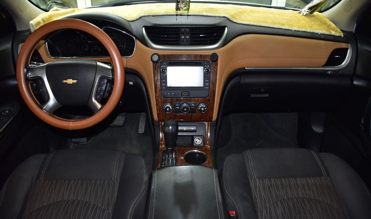 شيفروليه ترافيرس EXCELLENT DEAL for our Chevrolet Traverse LT ( 2014 Model ) in White Color GCC Specs