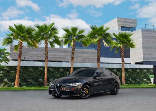 Alfa Romeo Giulia Veloce | 2,056 P.M  | 0% Downpayment | Excellent Condition!