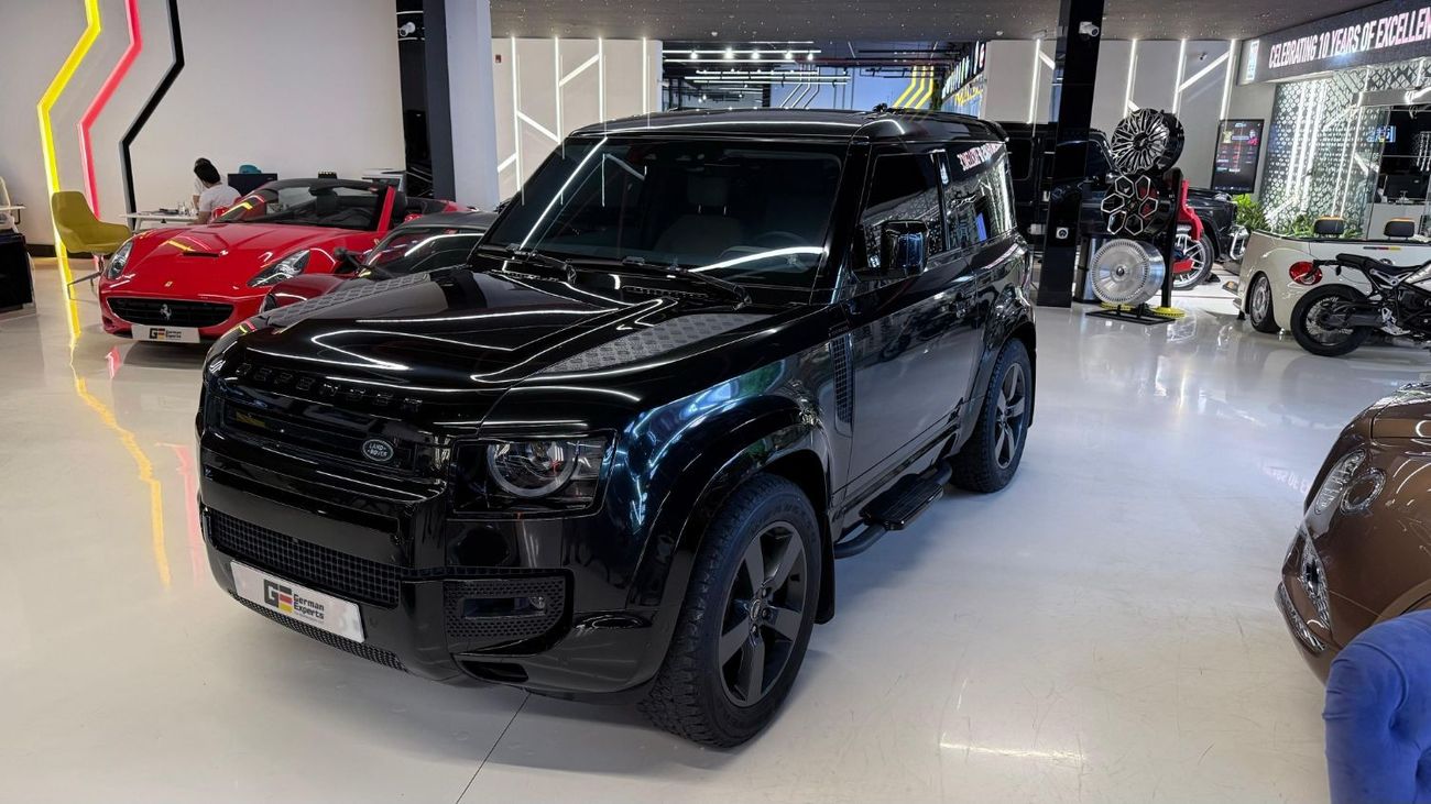 لاند روفر ديفندر P400 90 HSE 3.0L (5 Seater) 2022 Defender 90 V6 / GCC / ALTayyer Warranty
