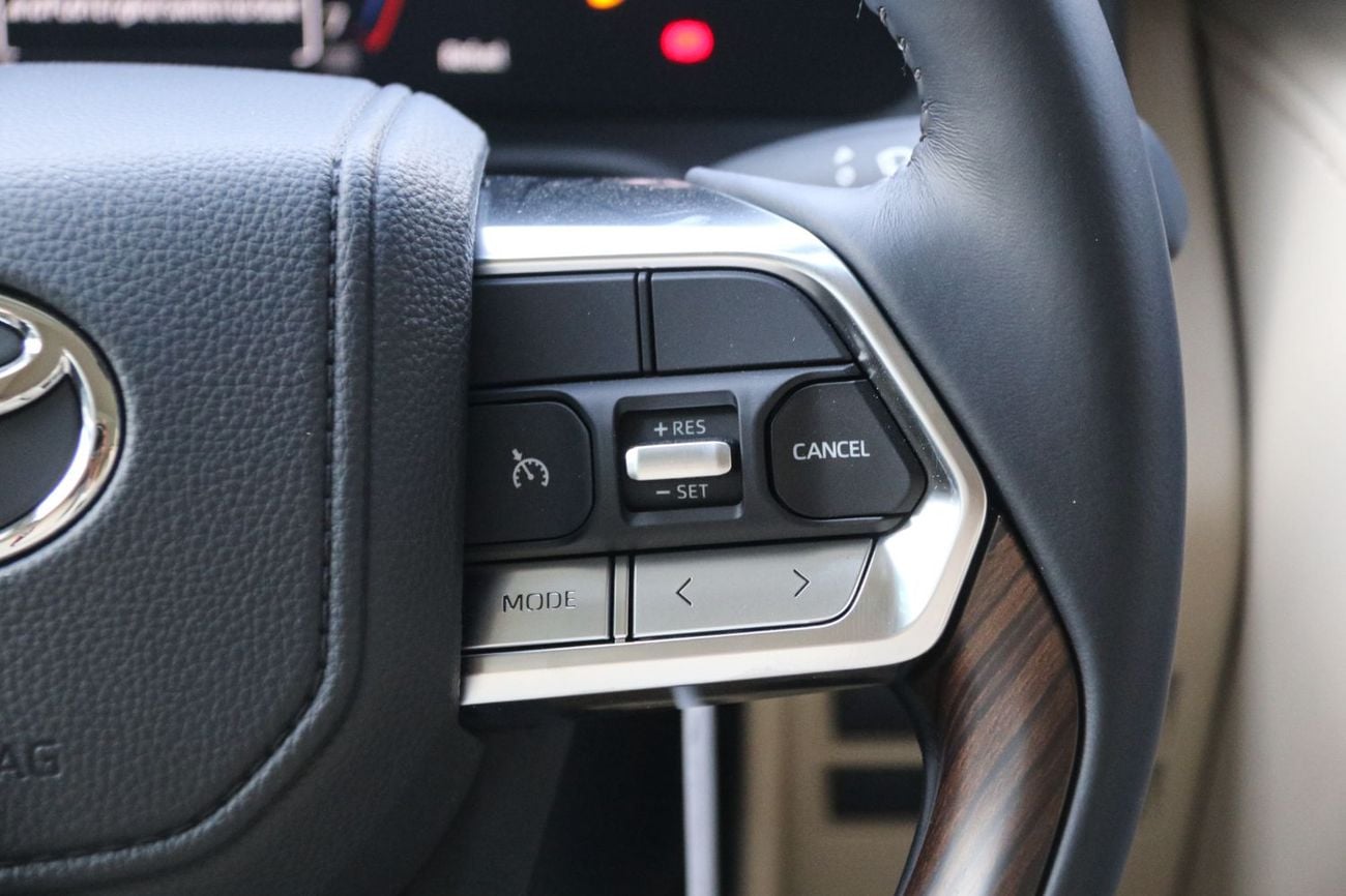 Toyota Land Cruiser GXR | V6 Twin Turbo | Premium 4WD