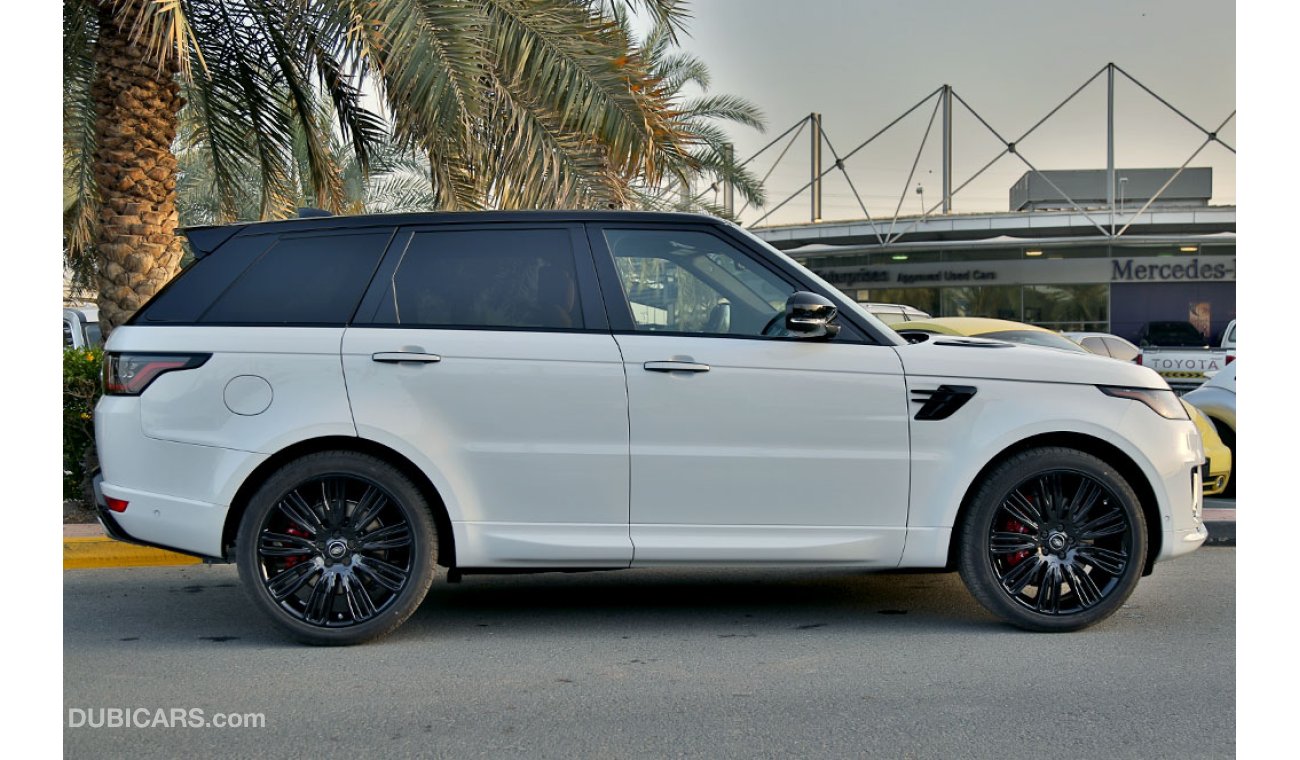 Land Rover Range Rover Sport HSE V6  2019 / Available in white/red