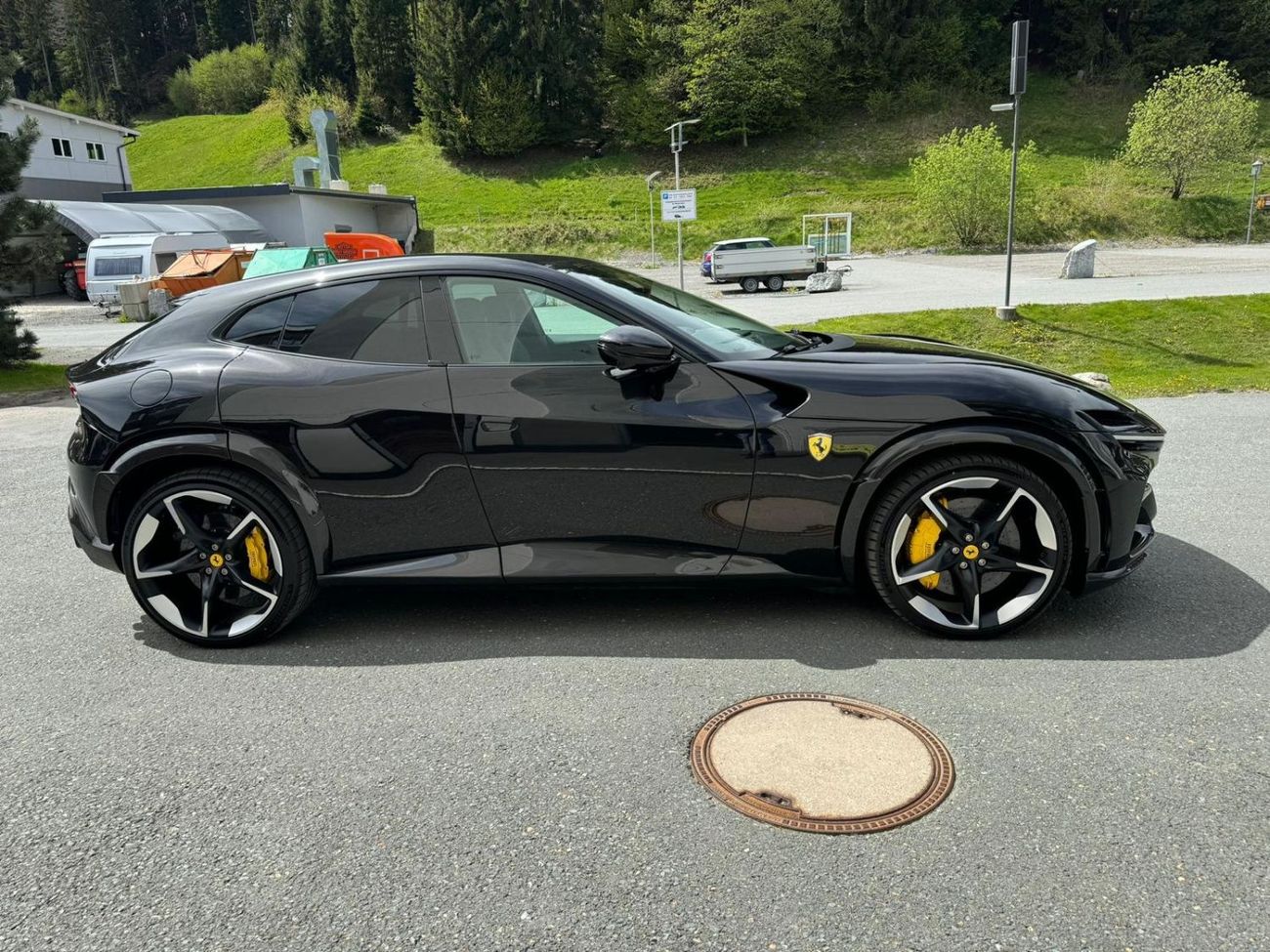 Ferrari Purosangue Purosangue