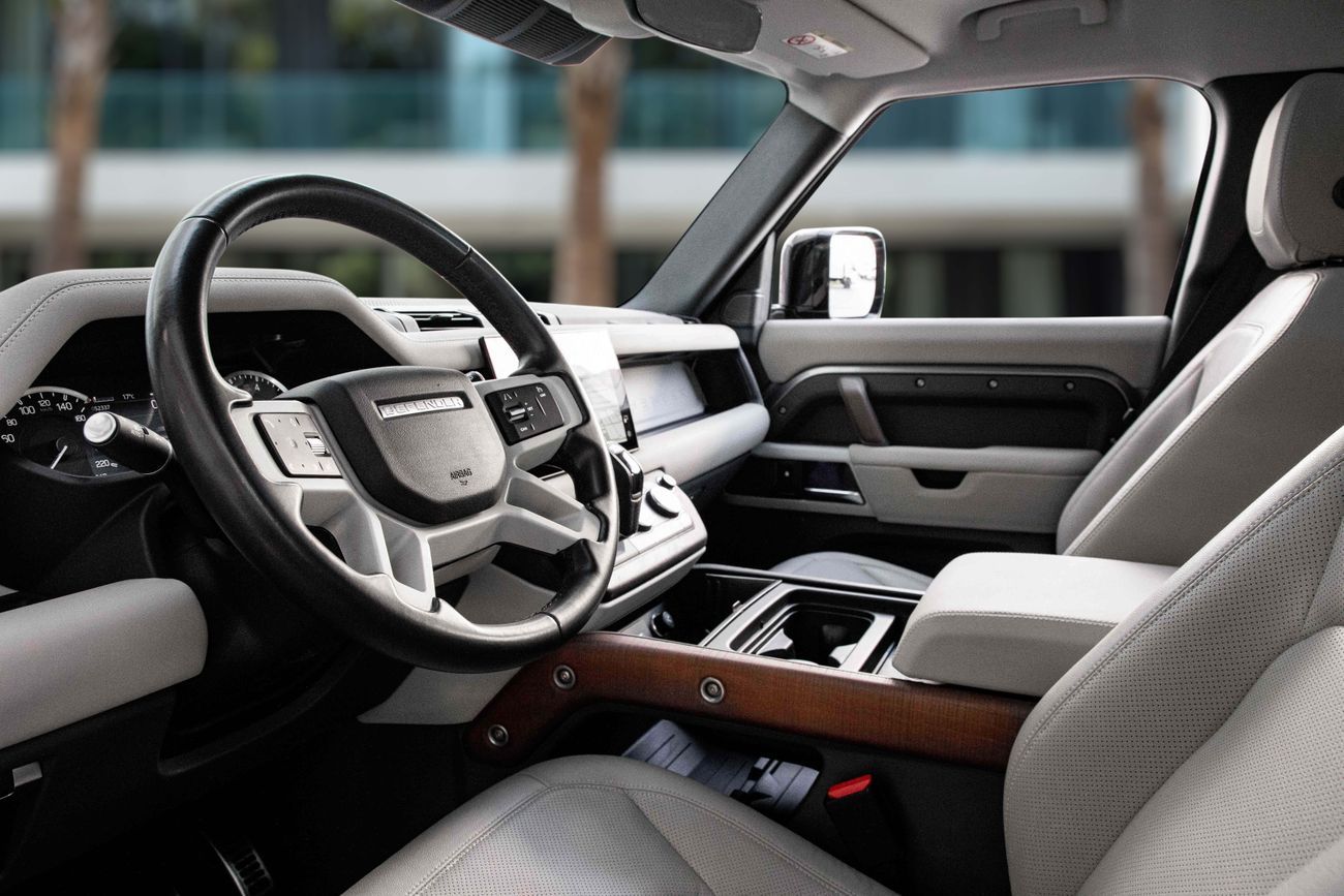 لاند روفر ديفندر Defender 110 SE P400 | 5,778 P.M | 0% Downpayment | Land Rover Warranty!