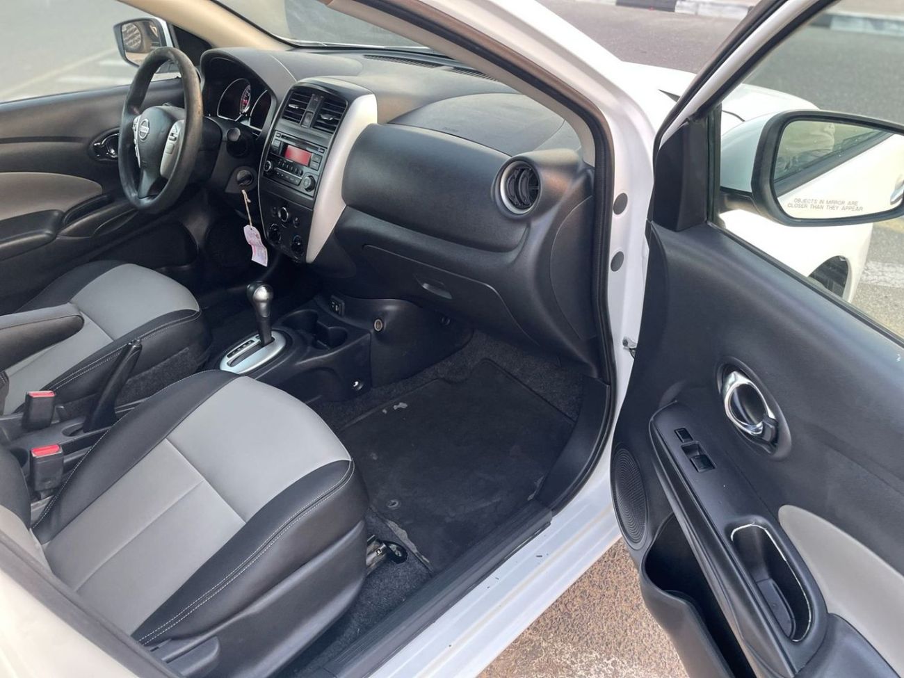 Nissan Versa 2018 Nissan Versa (Sunny) SV 1.5L V4 MidOption + Leather Seats -