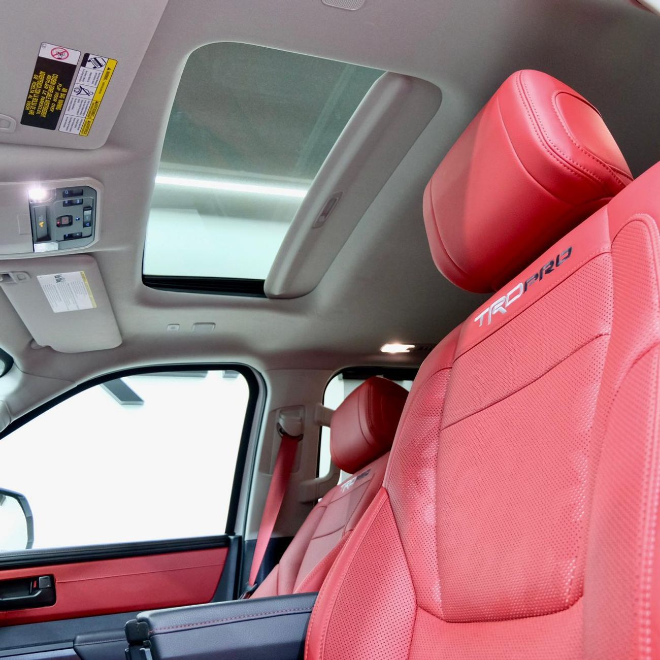 Toyota Sequoia Toyota Sequoia TRD Pro 2024 | Canadian Specs | Excellent Condition