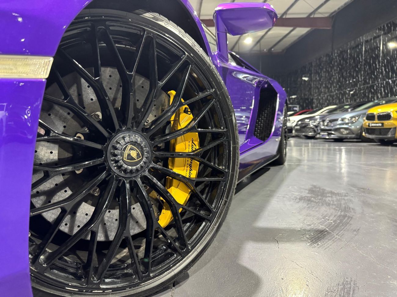 Lamborghini Aventador S Roadster V12 2020 Lamborghini Aventador, Lamborghini Warranty, Carbon Fiber Package, 730HP, GCC