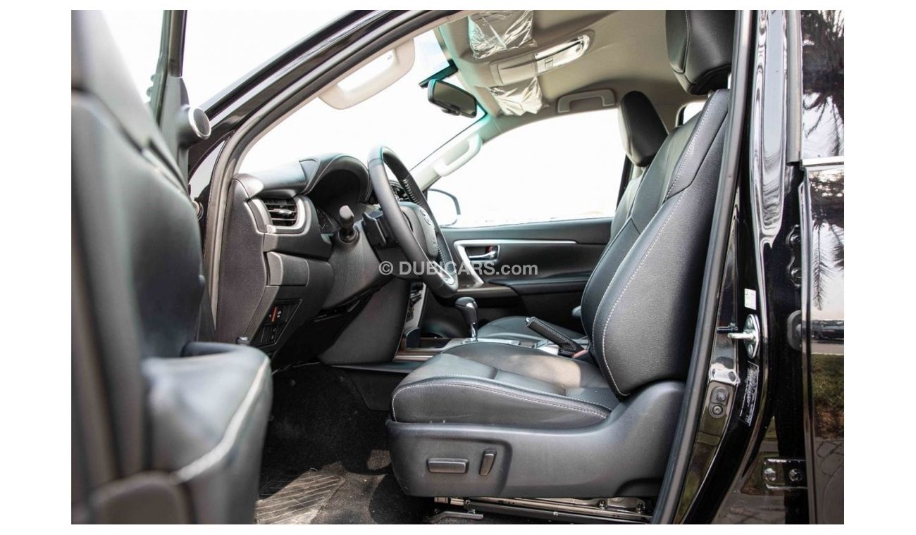 Toyota Fortuner 2023 Toyota Fortuner 4x4 4.0 HI P A/T - Black inside black