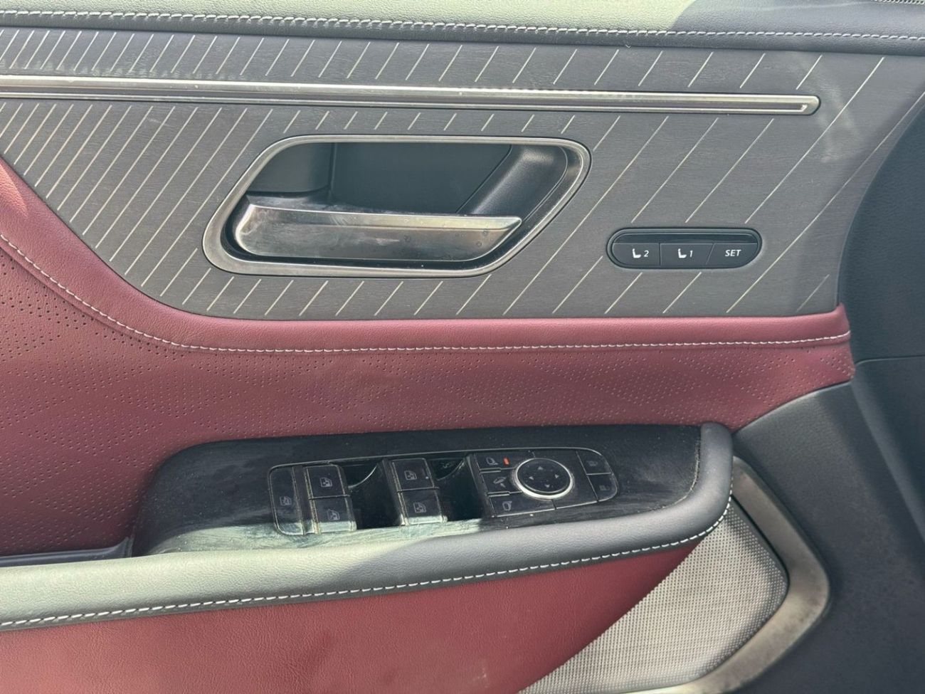 Infiniti QX80 2025 Infinity Autograph Captain Chairs 3.5L