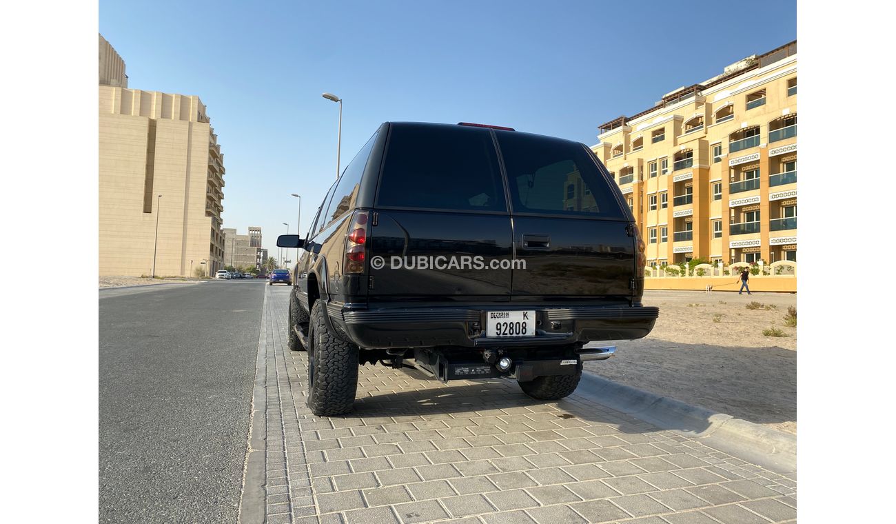 Chevrolet Suburban 1500 LT 4x4