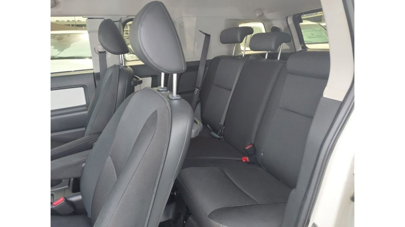 Toyota FJ Cruiser TOYOTA FJ CRUISER GXR WARRANTY FROM ALFUTTAIM