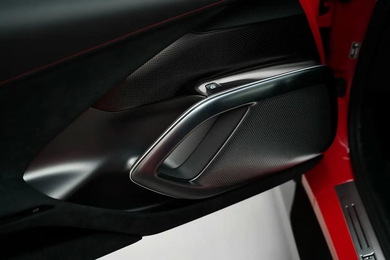 Ferrari 12Cilindri WITH 7 YEARS SERVICE CONTRACT