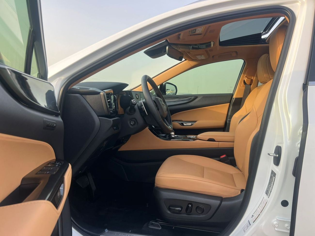 لكزس NX 250 2025 Lexus NX250 Luxury Full Option 2.5L V4 - FWD- Petrol - Low Mileage - Radar & Sensor - Leather S