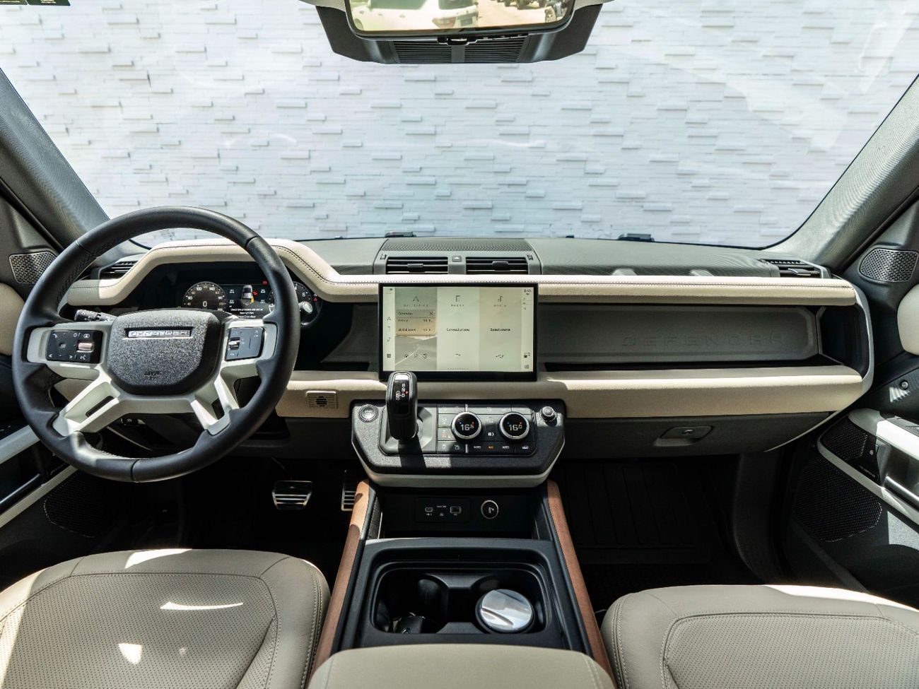 لاند روفر ديفندر P300 110 SE 2.0L (5 Seater)