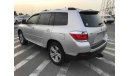 Toyota Highlander FULL OPTIONS WITH LEATHER SEAT, PUSH START AND SUNROOF