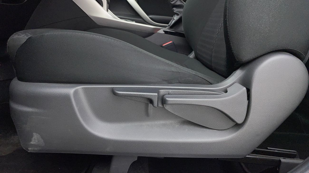 Mitsubishi Eclipse Cross GLX MID LINE 1.5 | Zero Down Payment | Free Home Test Drive