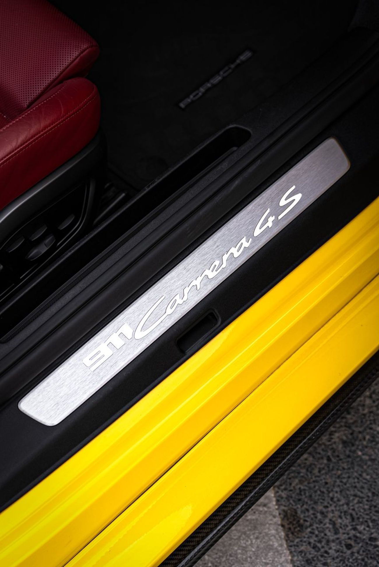 بورش 911 Carrera 4S 3.0L (380 HP) Convertible