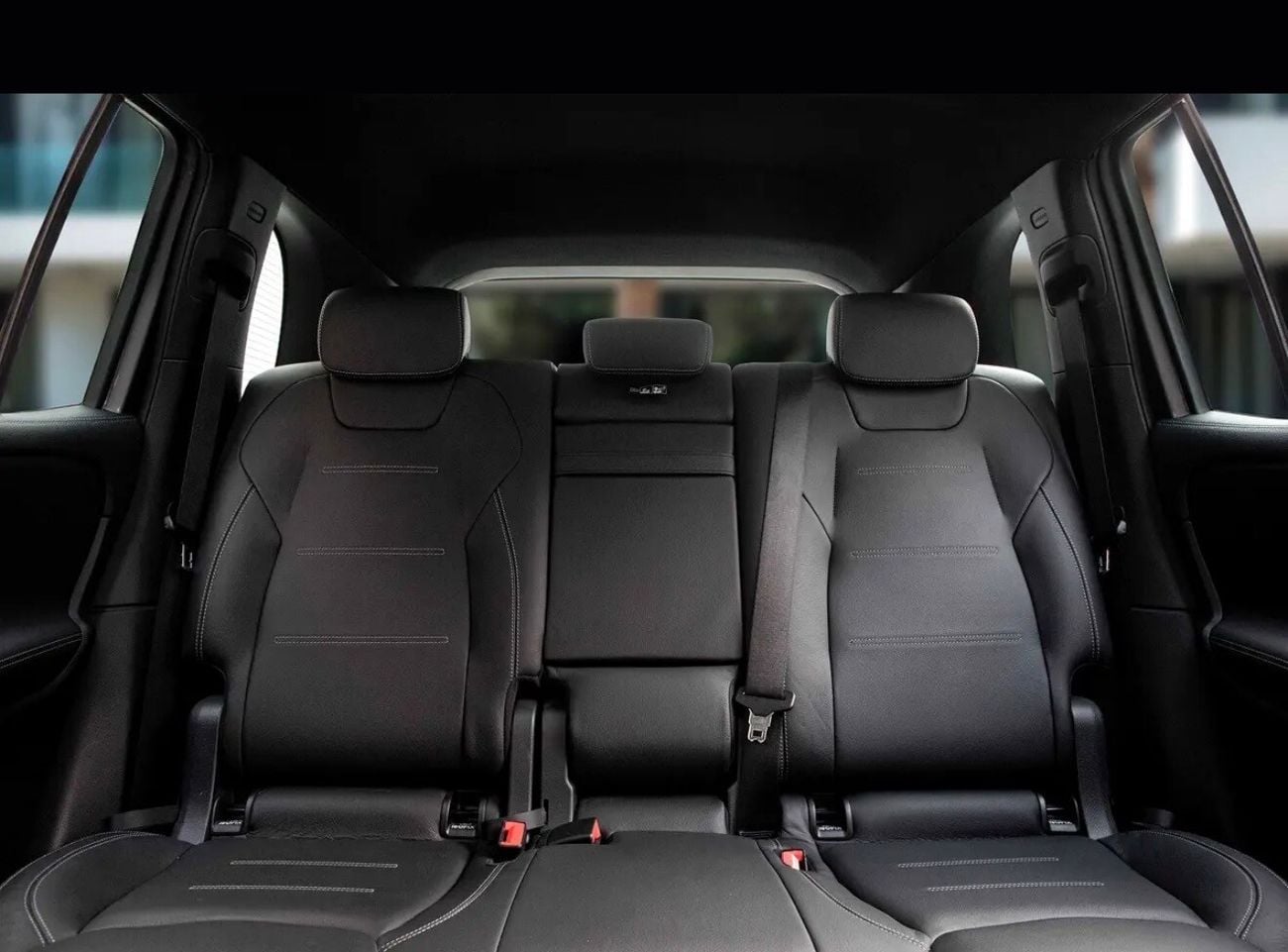 مرسيدس بنز EQB 350