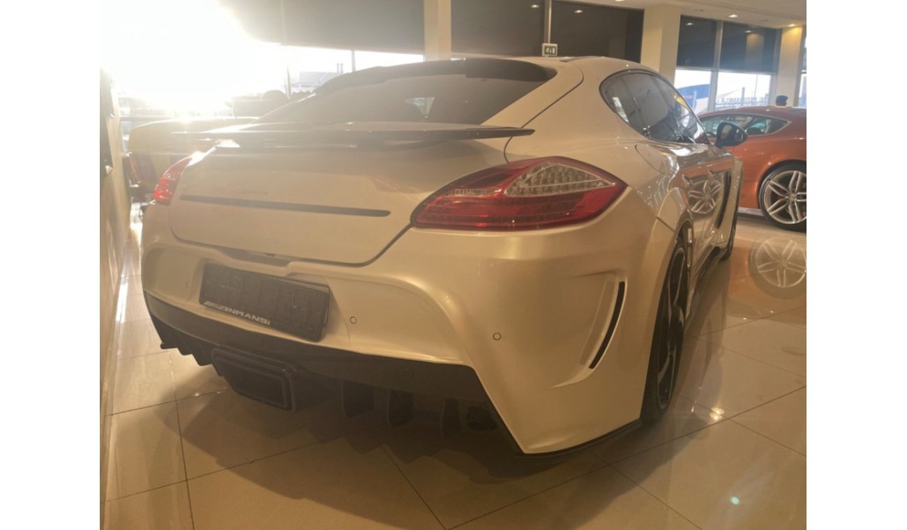 Porsche Panamera Turbo