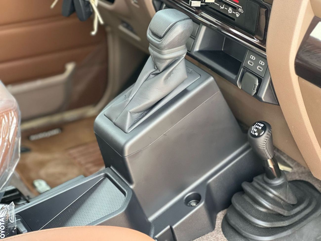 Toyota Land Cruiser 70 TOYOTA LAND CRUISER LC71 4.0 2025