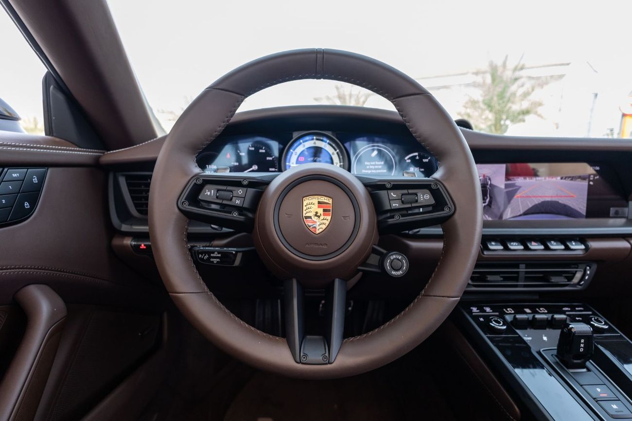 Porsche 911 Carrera GTS 3.0L (450 HP) Convertible