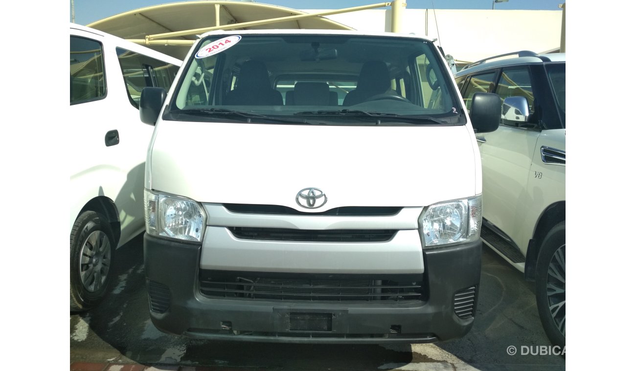 Toyota Hiace 2014 WHITE GCC NO ACCIDENT PERFECT