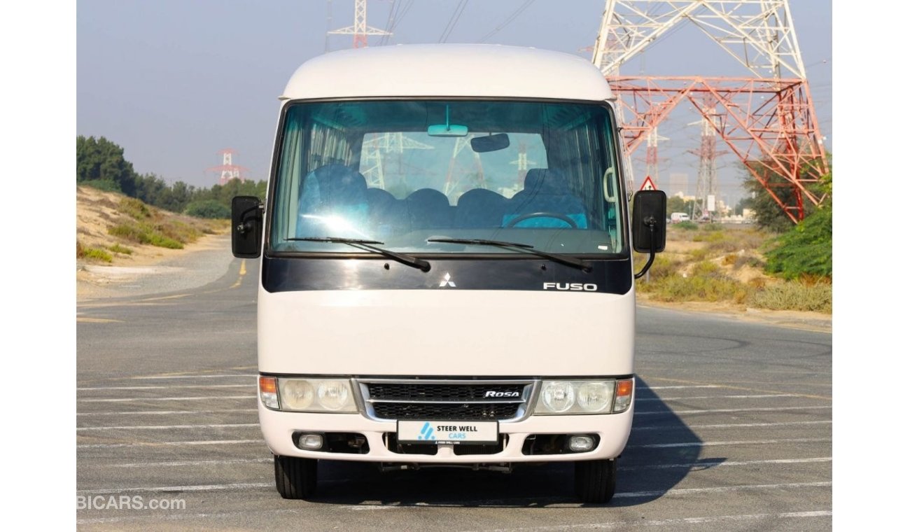 ميتسوبيشي روزا Bus | 34 Executive Seater | Diesel | Excellent Condition | GCC