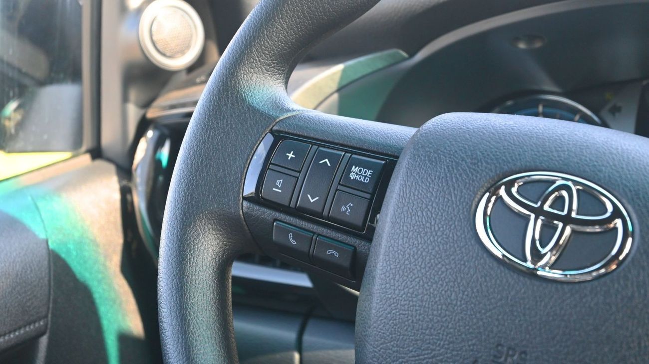 تويوتا هيلوكس Adventure 4.0L